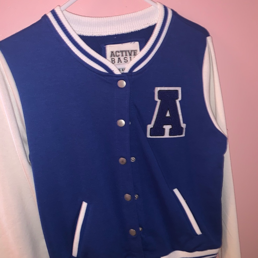 jacket - Picture 3 of 3